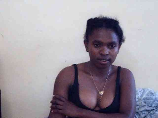 Sweetdiva2 webcam