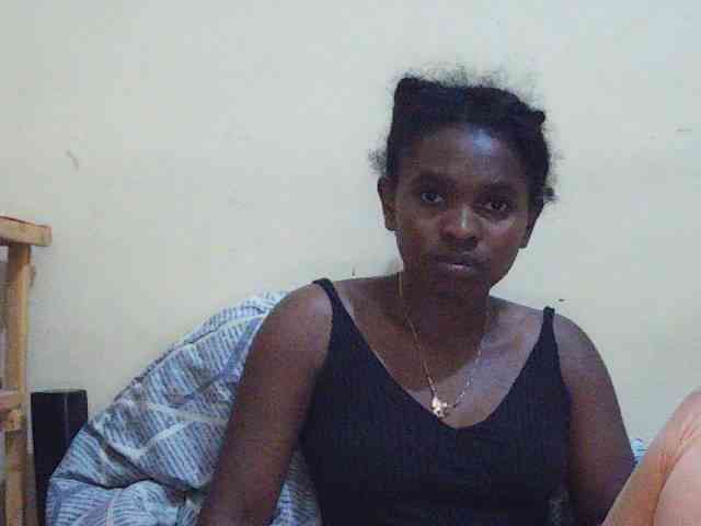 Sweetdiva2 webcam