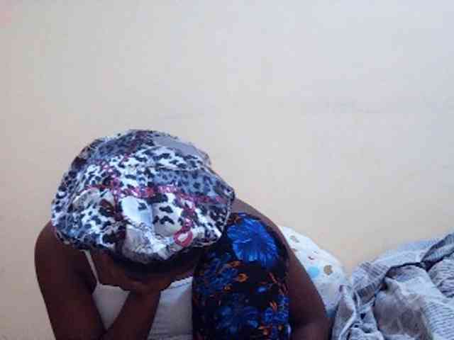 Sweetdiva2 webcam
