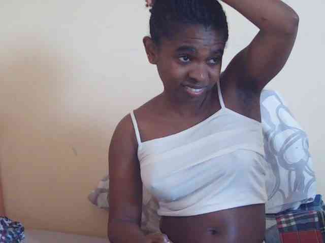 Sweetdiva2 webcam