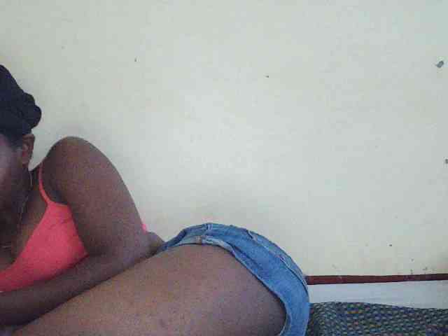 Sweetdiva2 webcam