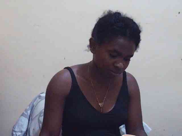 Sweetdiva2 webcam