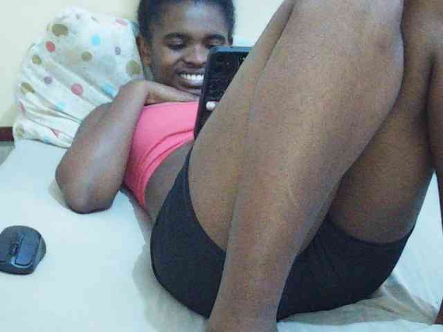 Sweetdiva2 webcam