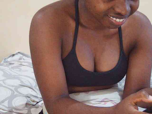 Sweetdiva2 webcam