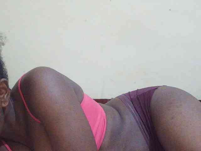 Sweetdiva2 webcam