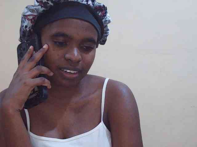 Sweetdiva2 webcam