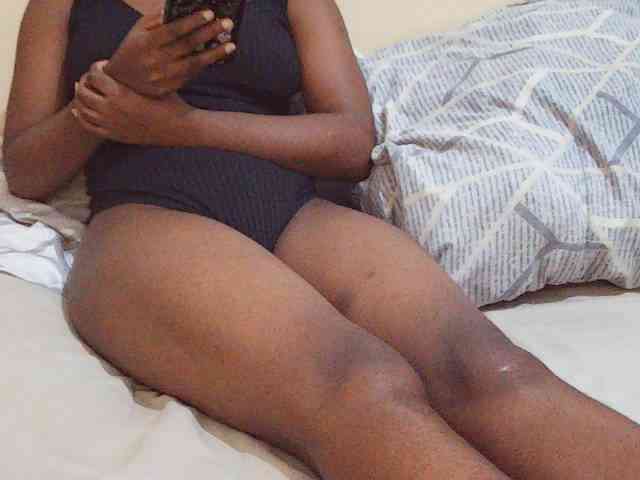 Sweetdiva2 webcam