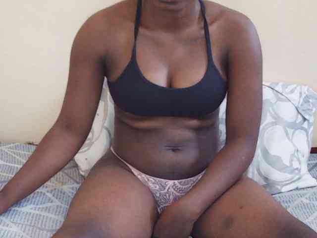 Sweetdiva2 webcam