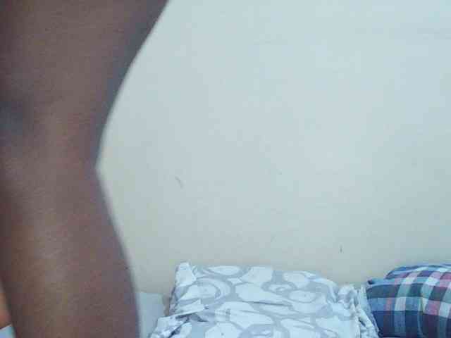 Sweetdiva2 webcam