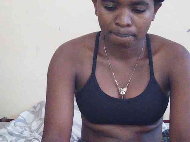 Sweetdiva2 webcam
