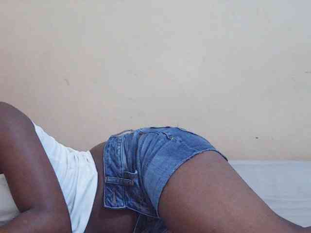 Sweetdiva2 webcam