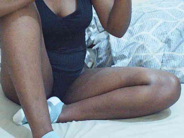 Sweetdiva2 webcam