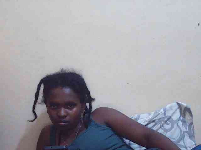 Sweetdiva2 webcam