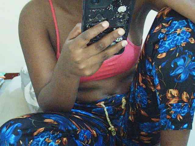Sweetdiva2 webcam