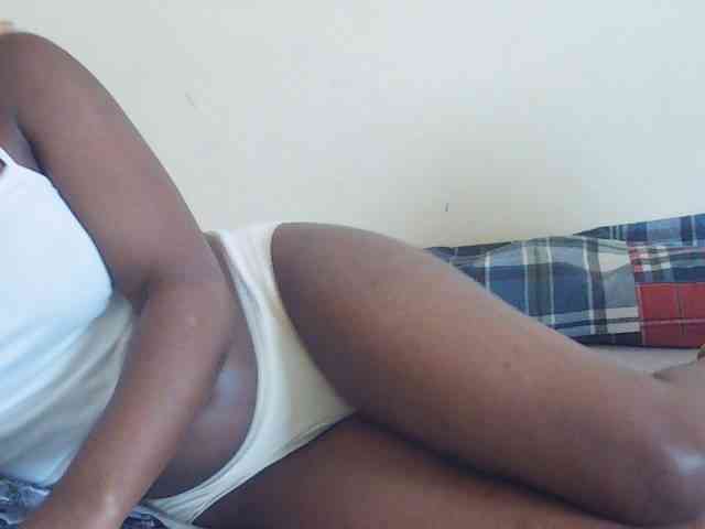 Sweetdiva2 webcam