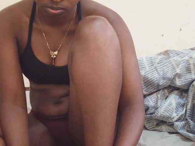 Sweetdiva2 webcam