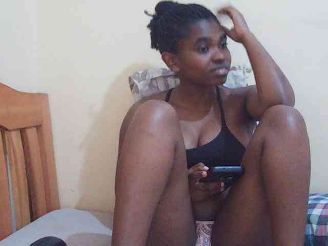 Sweetdiva2 webcam