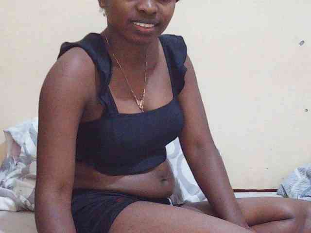 Sweetdiva2 webcam