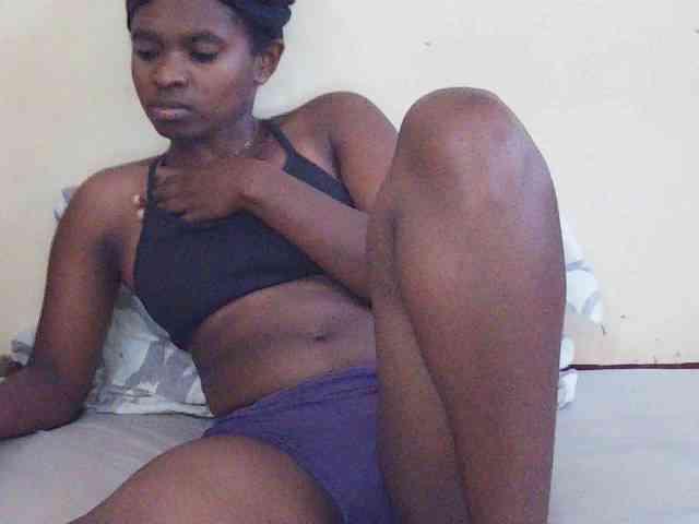 Sweetdiva2 webcam