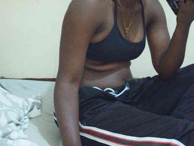 Sweetdiva2 webcam