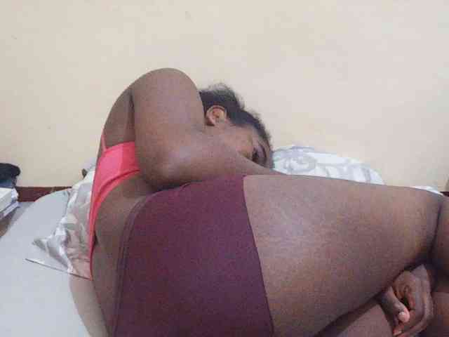 Sweetdiva2 webcam