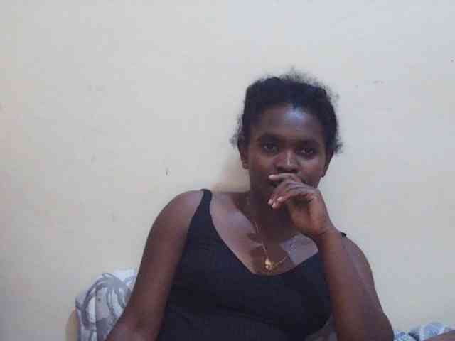 Sweetdiva2 webcam