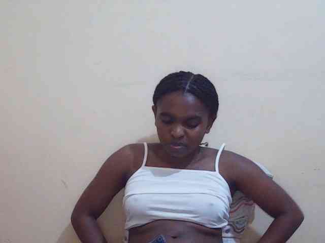 Sweetdiva2 webcam