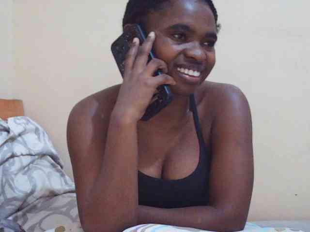 Sweetdiva2 webcam