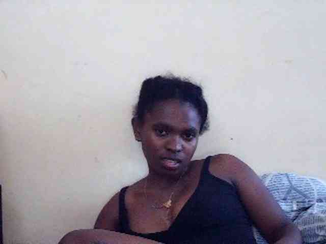 Sweetdiva2 webcam