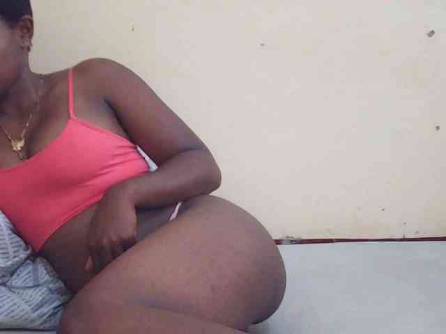 Sweetdiva2 webcam