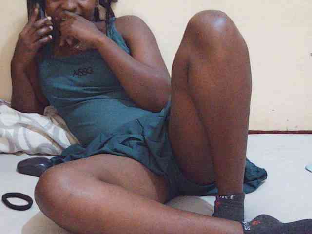 Sweetdiva2 webcam