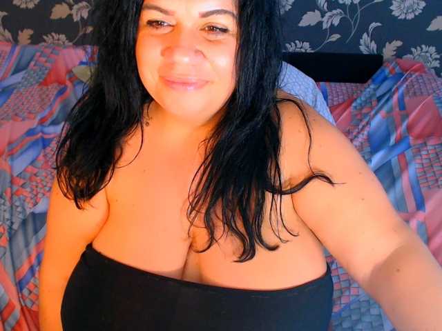 LustfulL3ps live cam on BongaCams