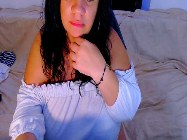 Your_hot_Escape