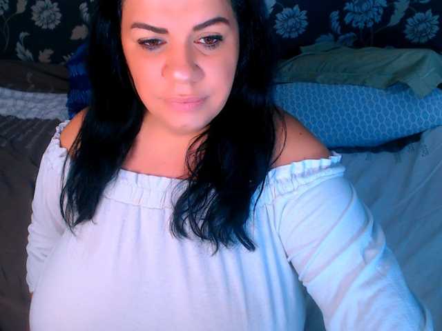 Your_hot_Escape live cam preview