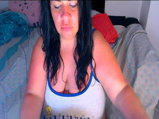 LustfulL3ps live cam on BongaCams