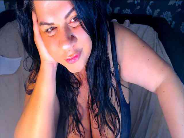 Your_hot_Escape