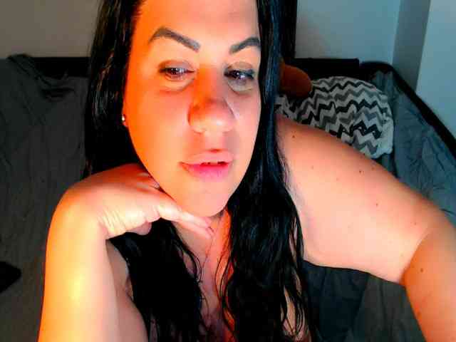 LustfulL3ps webcam