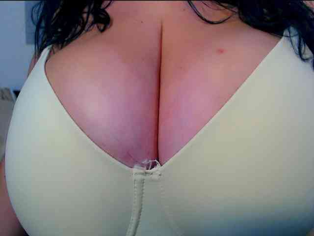Your_hot_Escape
