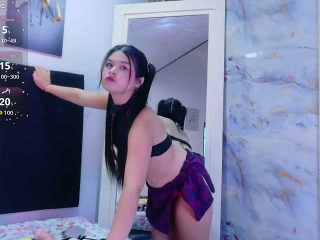 naughtyyindiann live cam on BongaCams