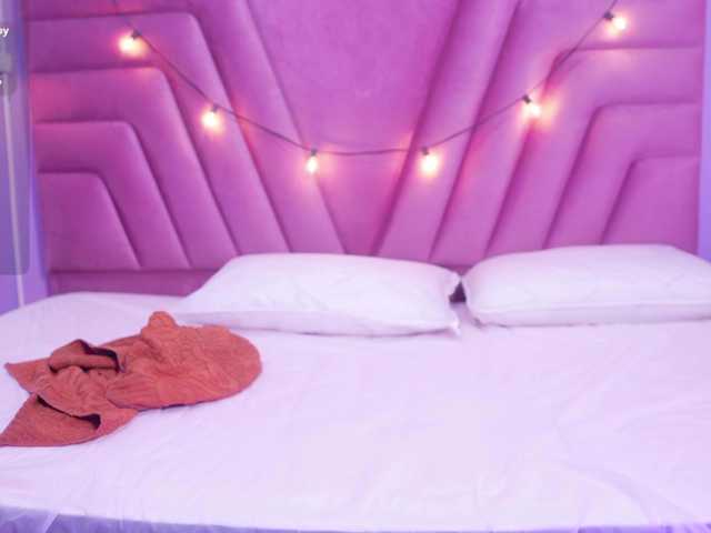 naughtyyindiann live cam on BongaCams