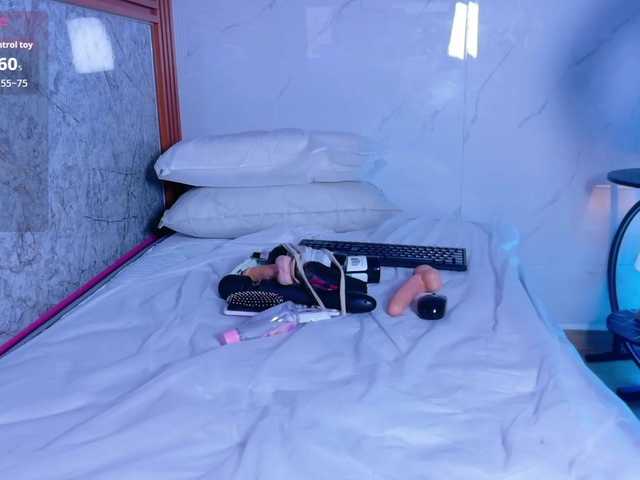 naughtyyindiann live webcam show