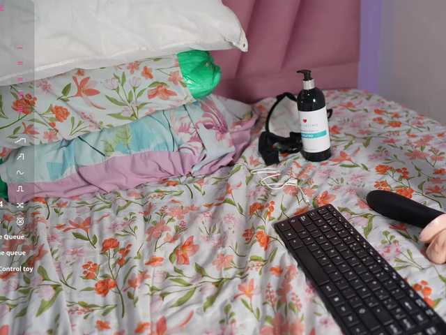 naughtyyindiann live cam on BongaCams
