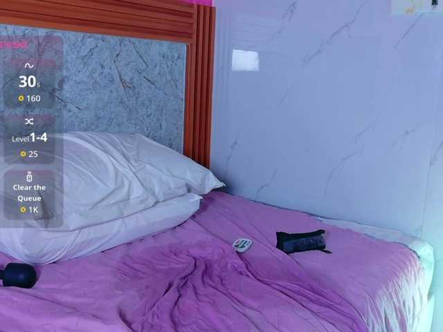 naughtyyindiann live webcam show