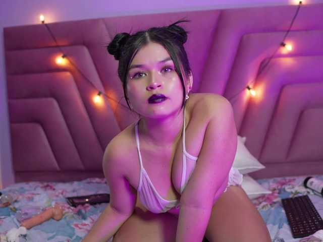 naughtyyindiann live cam on BongaCams