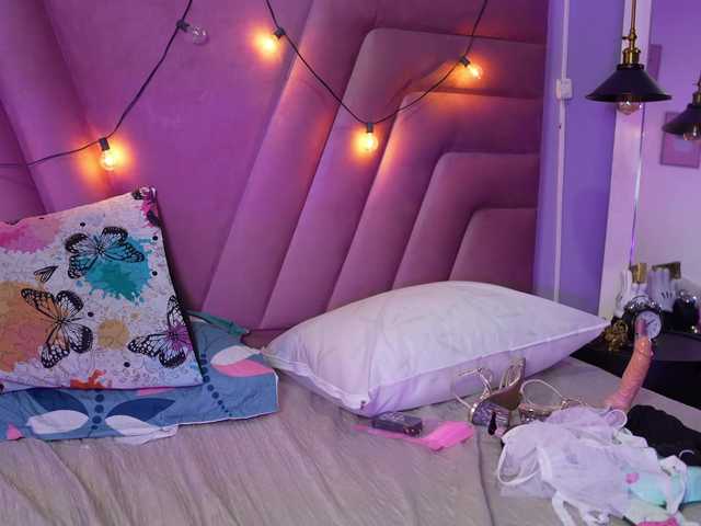 naughtyyindiann live cam on BongaCams