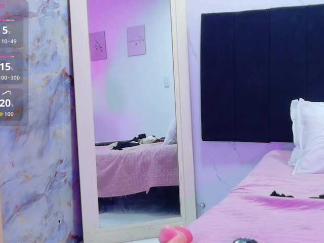 naughtyyindiann live cam on BongaCams