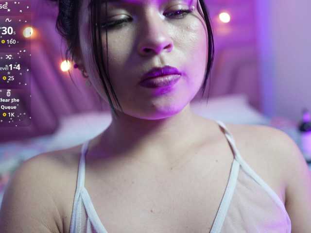 naughtyyindiann live webcam show