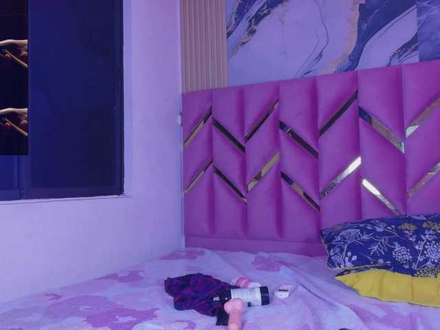 naughtyyindiann's BongaCams show and profile