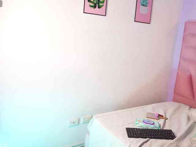naughtyyindiann webcam
