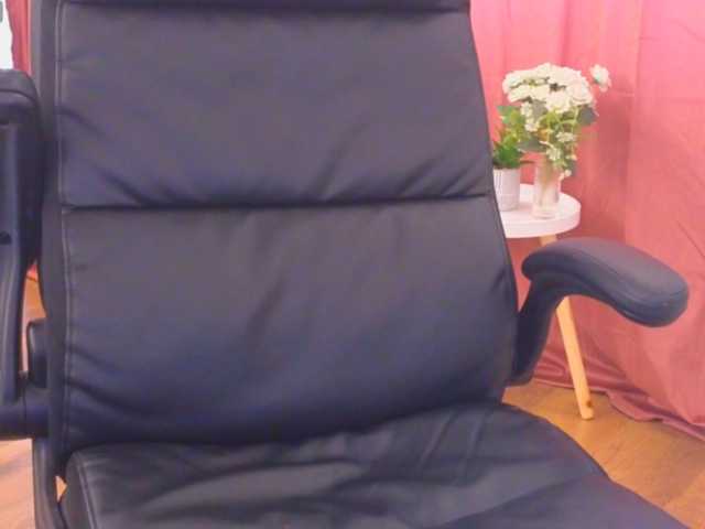 LauraDelight webcam bongacams model stream image